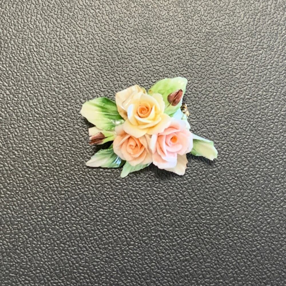 Vintage Capodimonte Carlo Savastano Porcelain Rose Brooch Pin - Picture 8 of 8